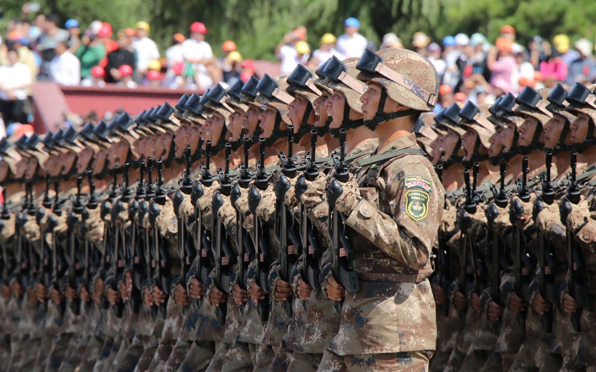 “战术创新：联盟中最具突破性的打法解析”，联盟突破最强的球员